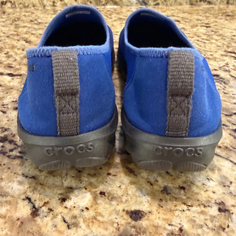 Crocs Duet Busy Day Flat Shoes Womens 10 Blue Slip On Comfort Athleisure Stretch
